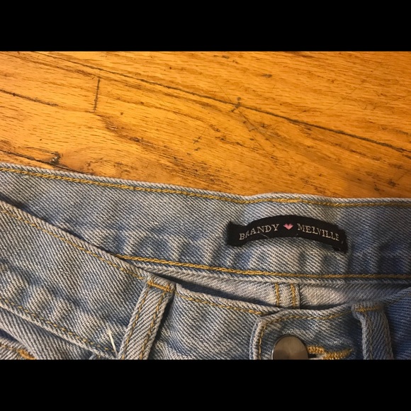 Brandy Melville. high waisted jeans size XS - Picture 2 of 7